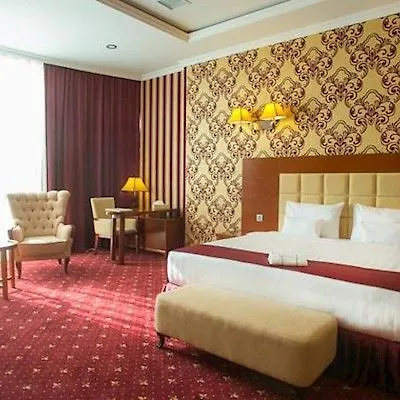 Emerald Hotel Baku 4*,